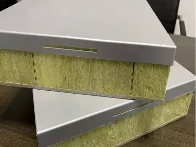 1786071146109岩棉保温铝板一体板剖面结构648.jpg